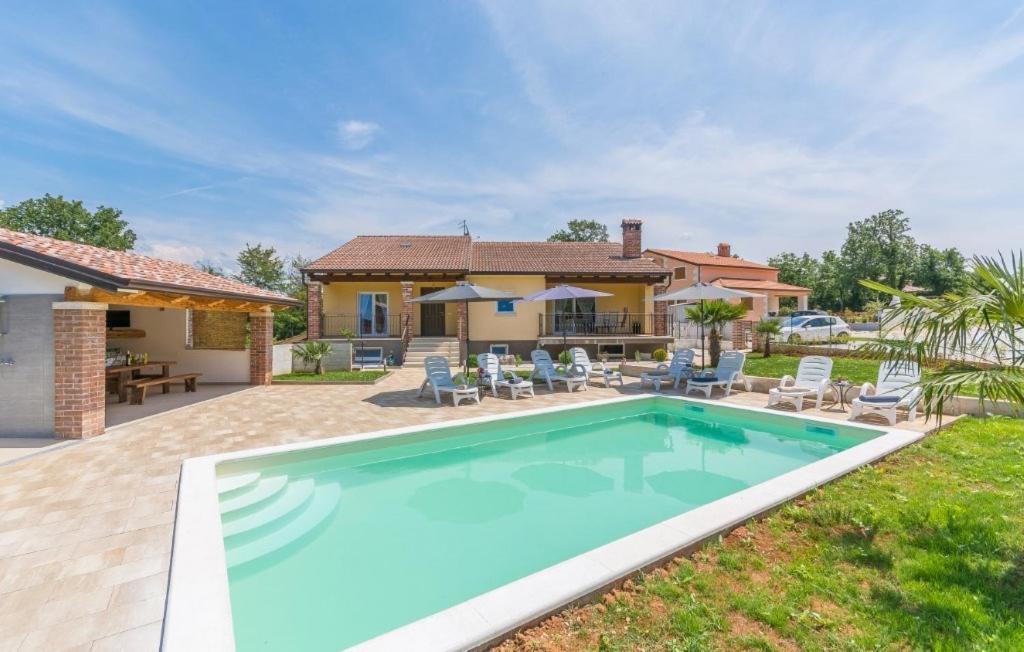 Tijana Villa